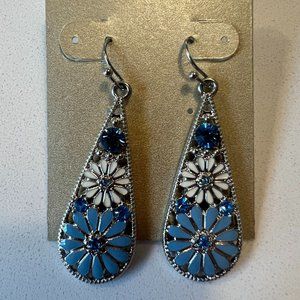 BNWT Blue Floral Earrings